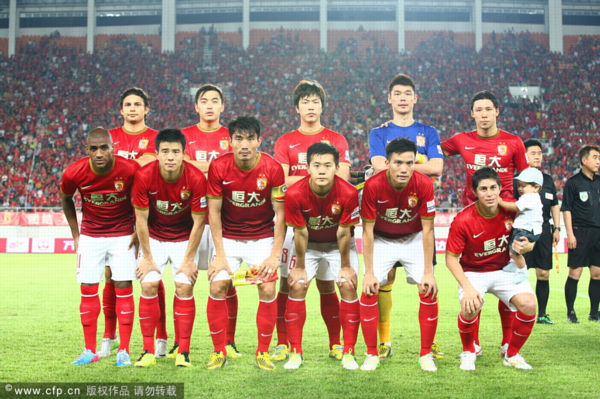 记者：邵佳一执教国足会带着部分在青岛西海岸的助手（记者称邵佳一若执掌国足，将带上部分青岛西海岸助手）