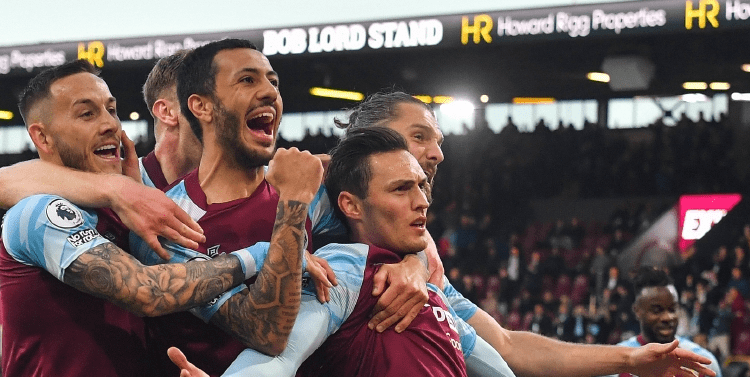 欧联2-1，25岁曼联弃将安东尼发威：抢断后精确制导，率队2连胜（欧联2-1！25岁前曼联球员安东尼爆发：抢断后精准制导，助队豪取两连胜）