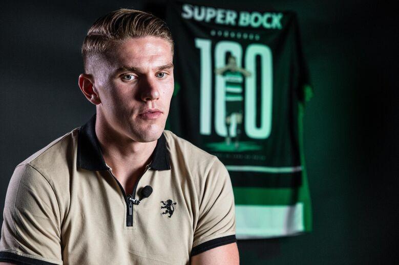 足球英超豪门逆风翻盘，球迷直呼太刺激（英超豪门上演惊天逆转，球迷直呼过瘾）