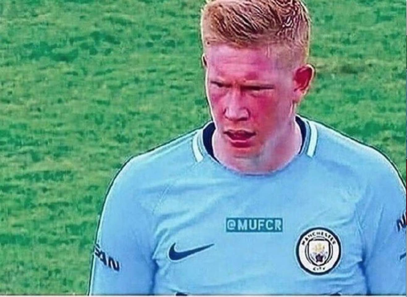 欧冠巅峰对决成主帅保卫战 皇马主场翻身可博胜（欧冠焦点战成帅位保卫战 皇马主场反弹有望胜出）