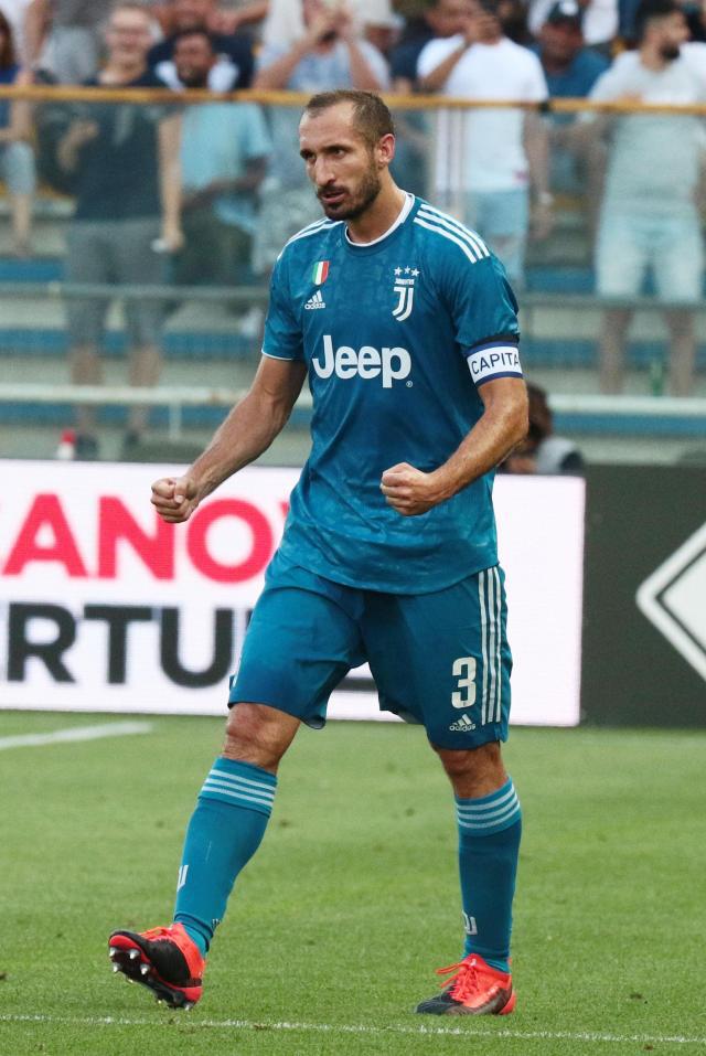 各项赛事助攻14次！奥利塞双线领跑欧冠和五大联赛助攻榜（多线14助！奥利塞欧冠与五大联赛助攻榜双料领跑）