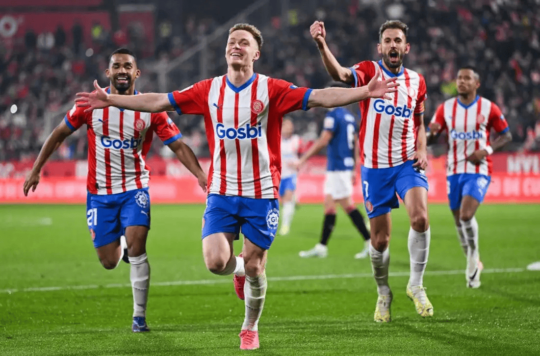 广东险完成大逆转！徐杰轰25+11，奎因27+8，杜锋昏头操作葬送好局