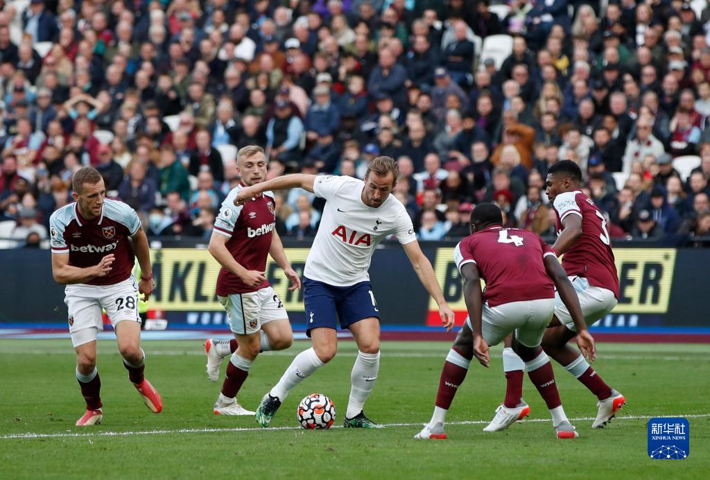 纳瓦罗预感哈兰德会复制姆巴佩的历程，“小蜘蛛”要加强核心力量